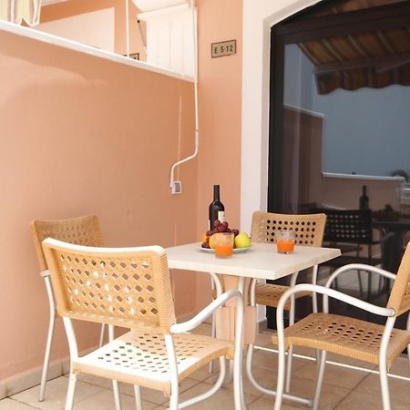 Apartment With Terrace On The Seafront In Playa Fanabe أذيخي المظهر الخارجي الصورة